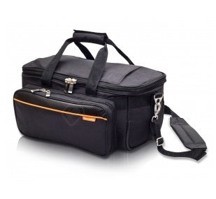 Un maletín deportivo de enfermería para ser llevado como mochila.